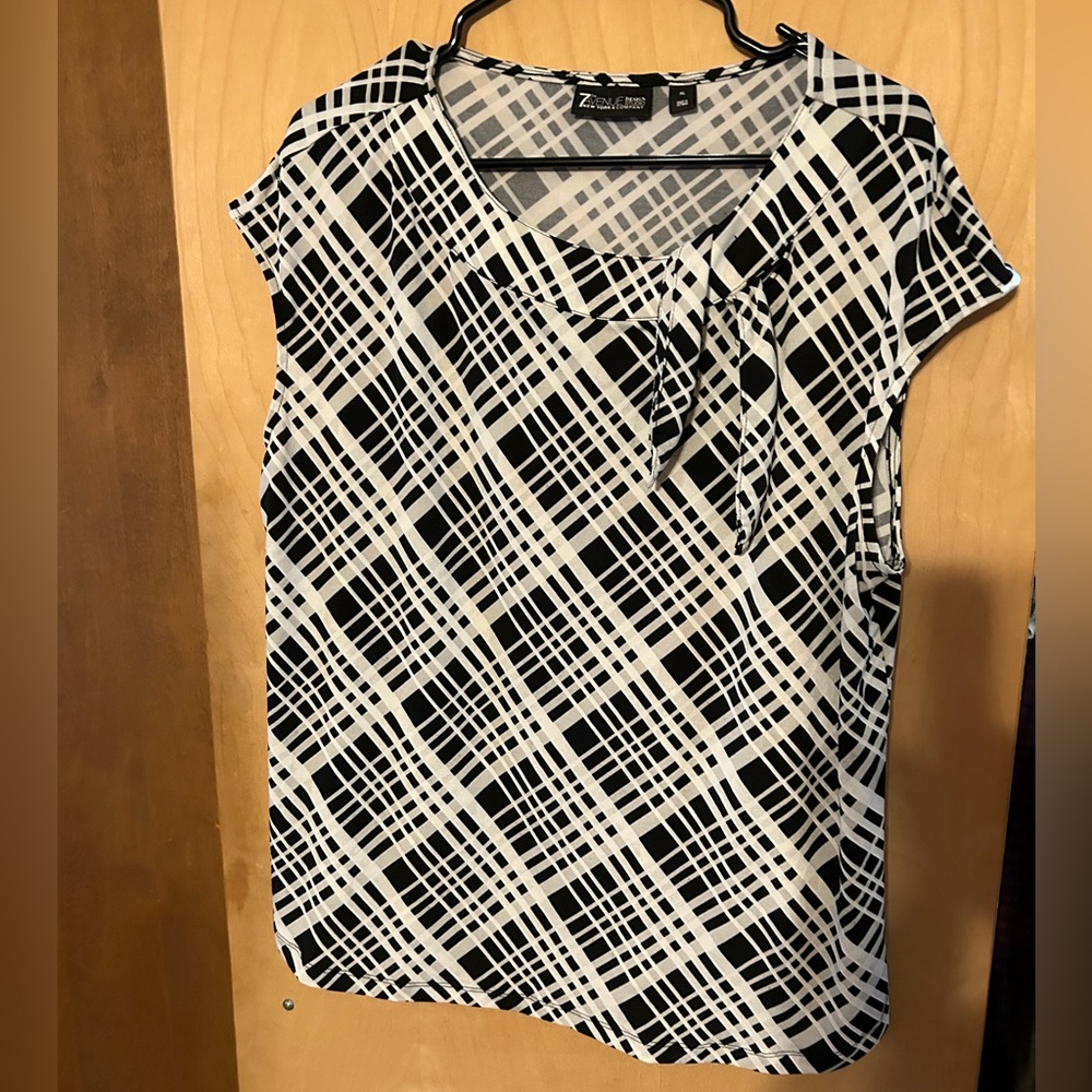 Women’s shirt